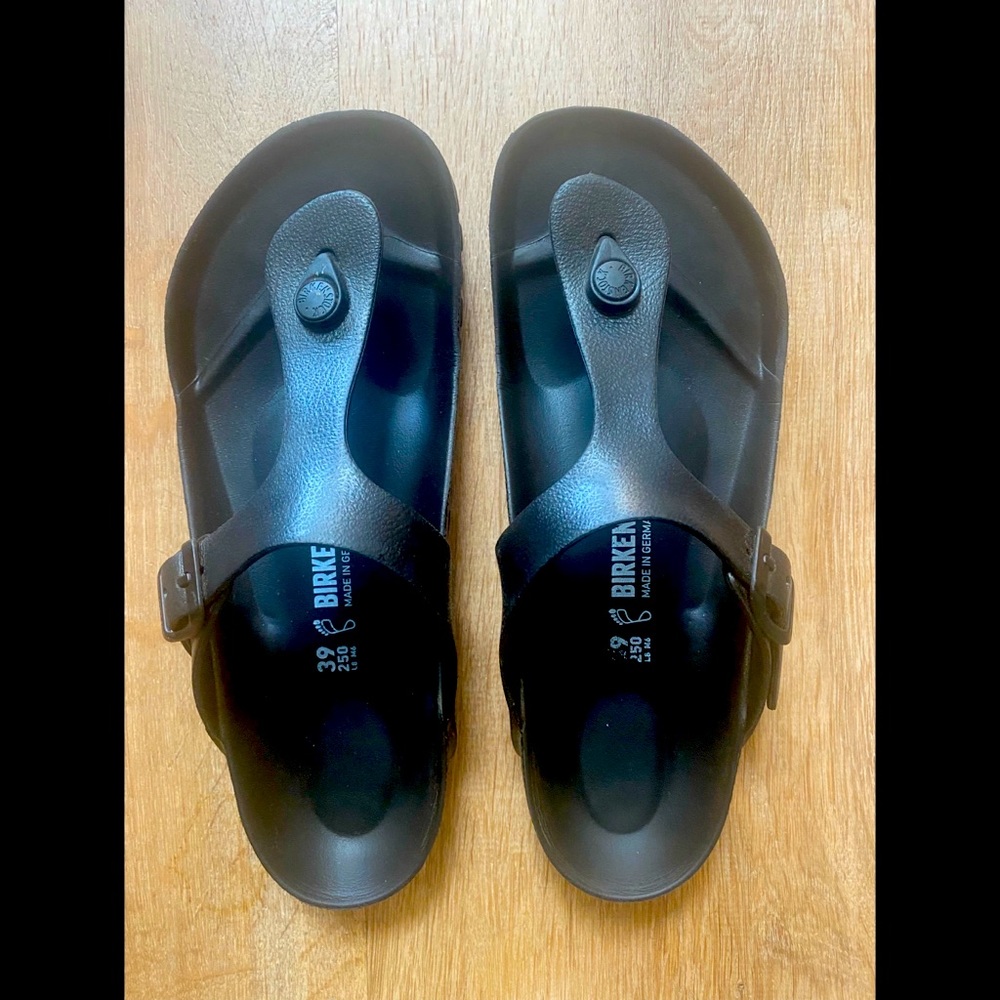 LIKE NEW Gizeh Essentials Birkenstock Sandal